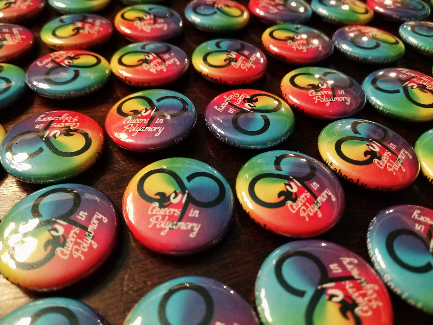 Custom 1" pinback buttons - your custom design on pinback badges - Make your event memorable for less than you'd expect!