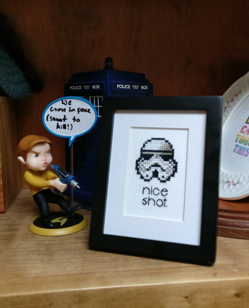 Storm Trooper helmet DPF beginner cross stitch pattern