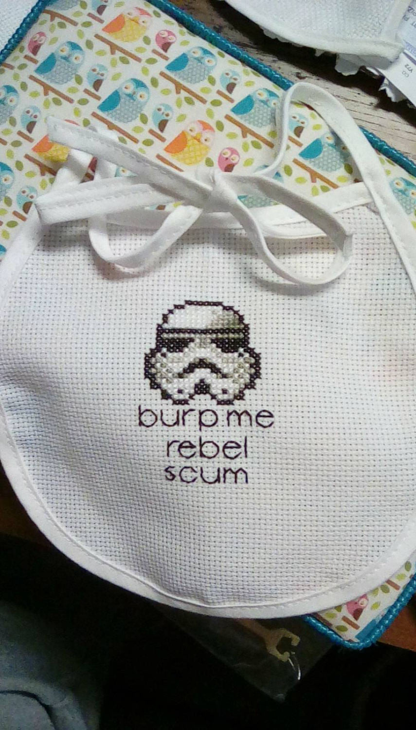 Storm Trooper helmet DPF beginner cross stitch pattern